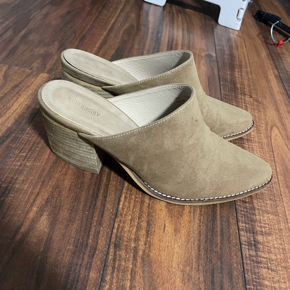 Booties - Picture 1 of 3